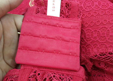 Bralette modela o sutiã das senhoras que faz a máquina, equipamento automatizado da máquina de costura fornecedor