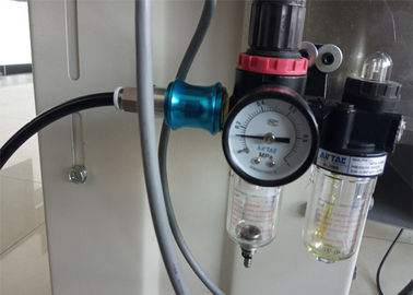 Grande máquina de costura branca para a roupa interior, calcinha do sutiã das senhoras que faz a máquina fornecedor